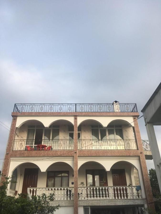 Merab House Batumi Exteriér fotografie