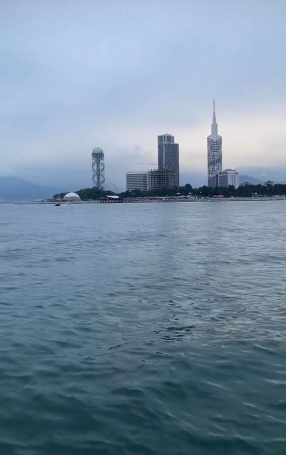 Merab House Batumi Exteriér fotografie