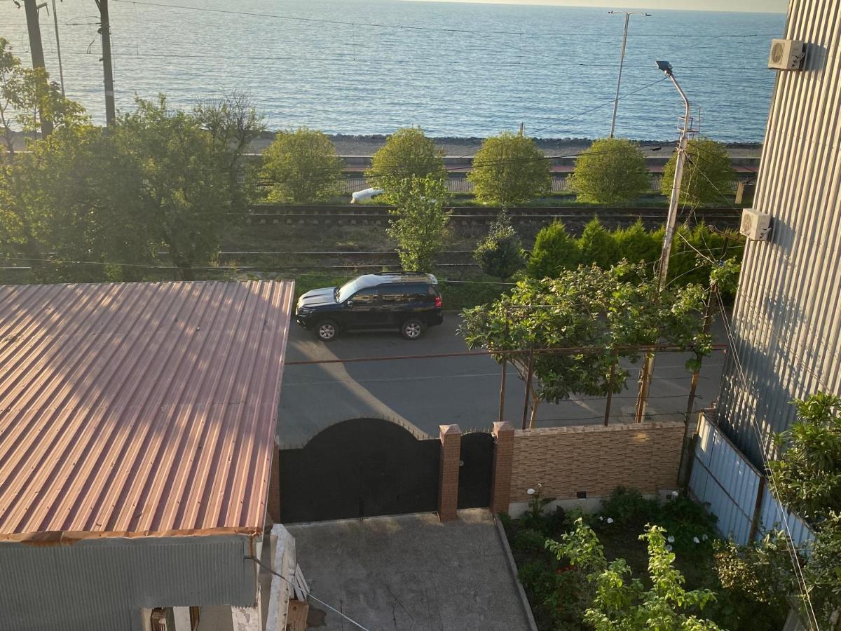 Merab House Batumi Exteriér fotografie